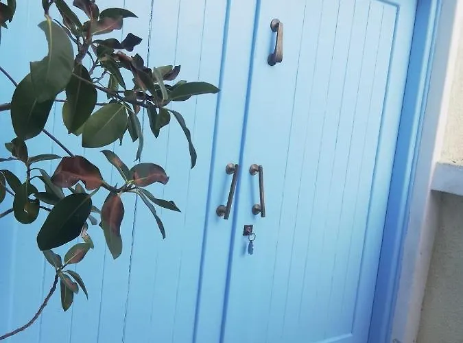 Swallows Nest Апартаменти *