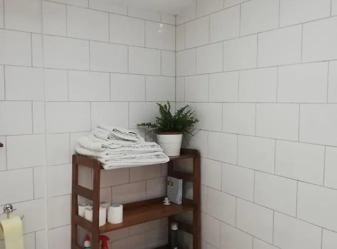 Swallows Nest דירה לרנקה